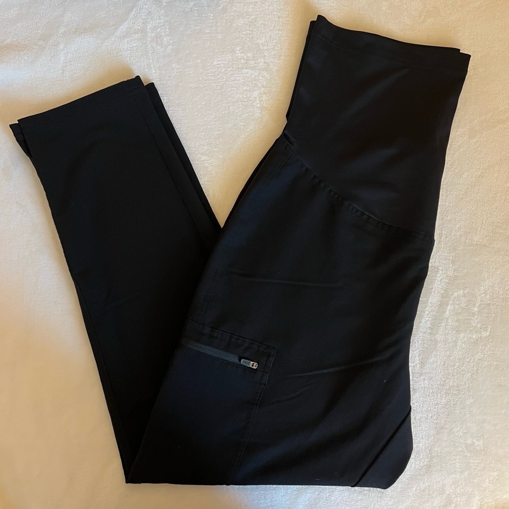 Figs Yola Maternity Scrub Pants
